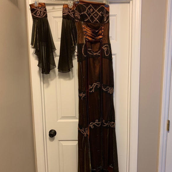 Bronze Renaissance Style Formal Gown - Picture 2 of 4